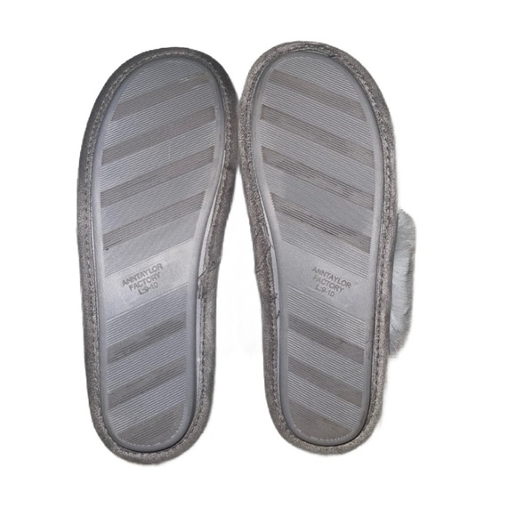 ANN TAYLOR SUEDE MULE WITH FUR CUFF - GRAY 9/10 (NEW WITH TAGS) - Picture 4 of 5